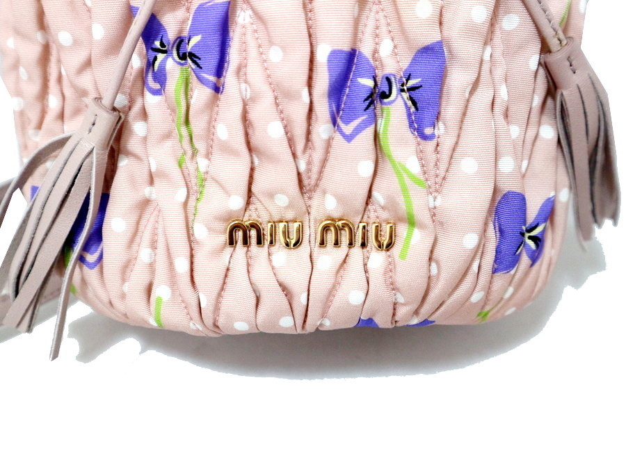 インポートブランド【MIU MIU/ミュウミュウ】巾着ショルダーバッグが