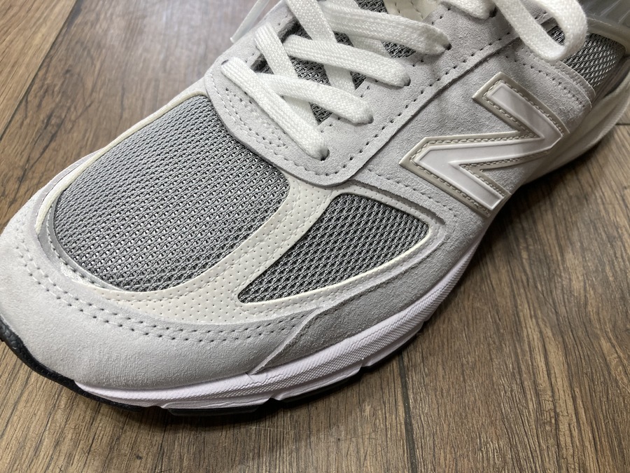 買取強化ブランド【new balance/ニューバランス】よりスニーカー