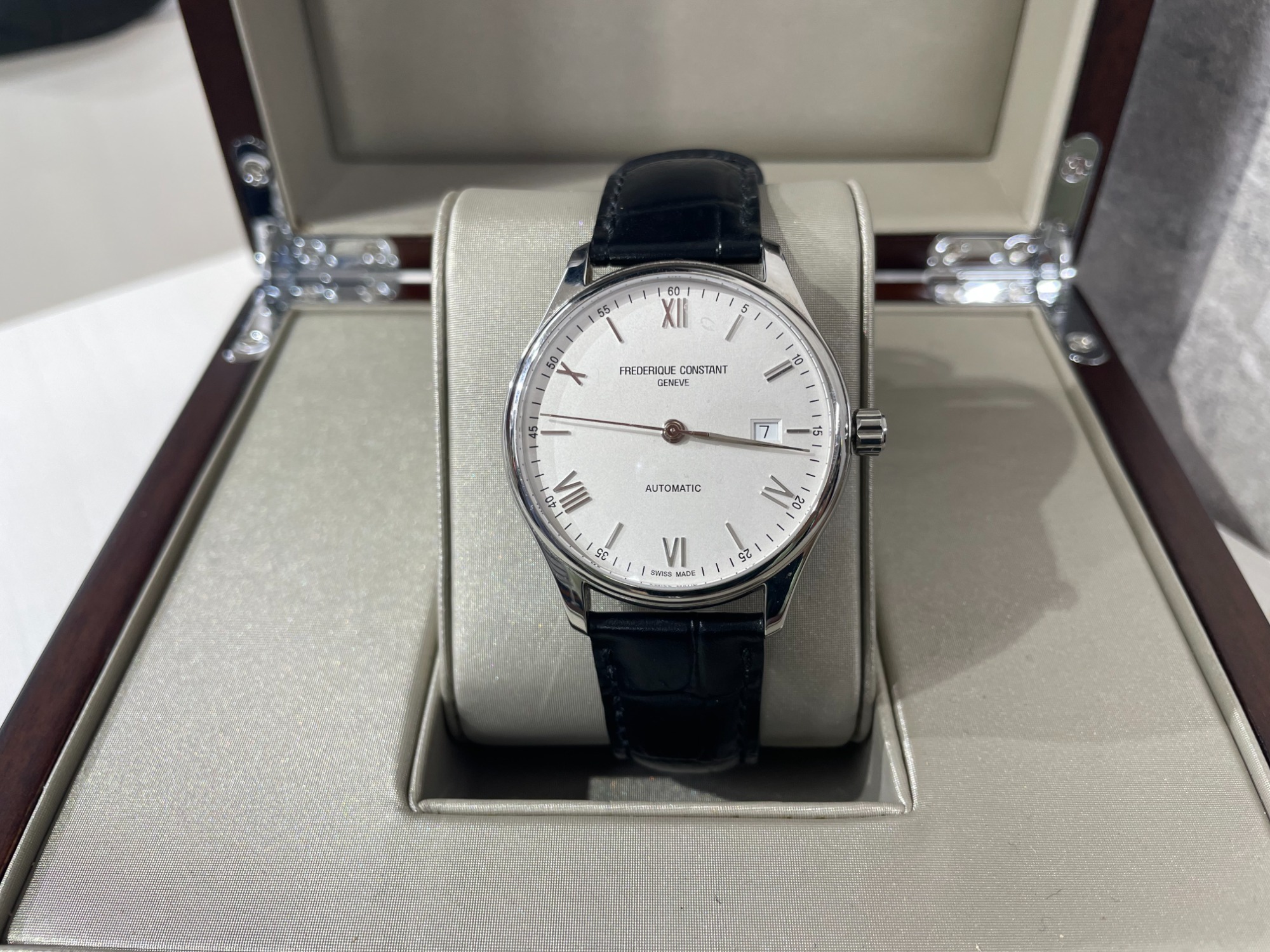 FREDERIQUE CONSTANT / フレデリック コンスタント】より「クラシック インデックス オートマチック 」のご紹介です！[2024.07.14発行]｜トレファクスタイル東大宮店｜洋服・古着の買取と販売の専門店｜トレジャーファクトリー（トレファク）のファッションリユース