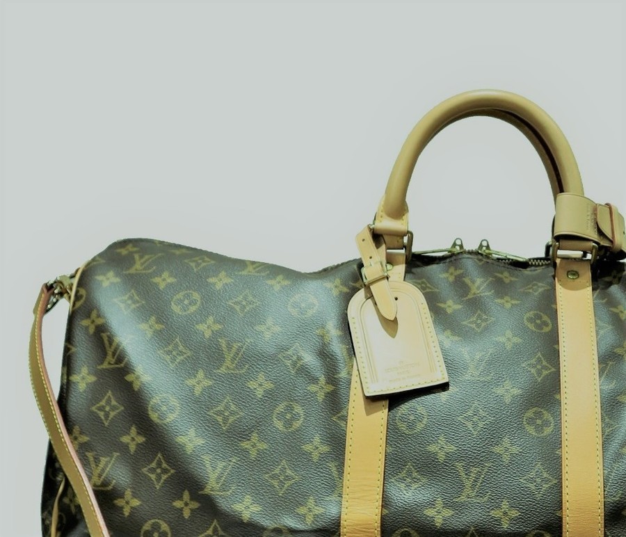 「ラグジュアリーブランドのLOUIS VUITTON 」