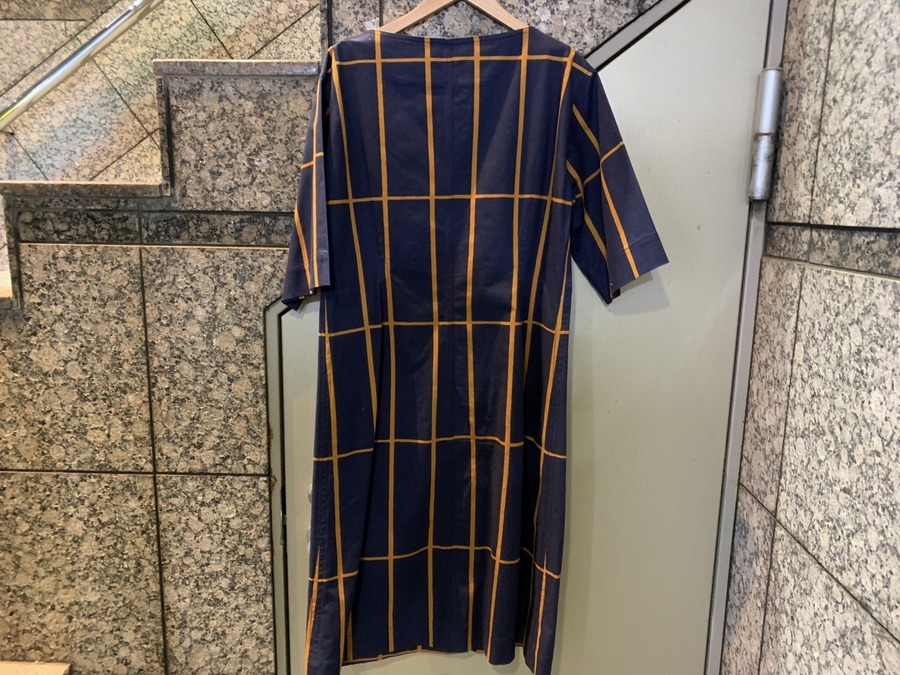 marimekko/マリメッコ】よりTahtimo Tiilskivi Dress 入荷です