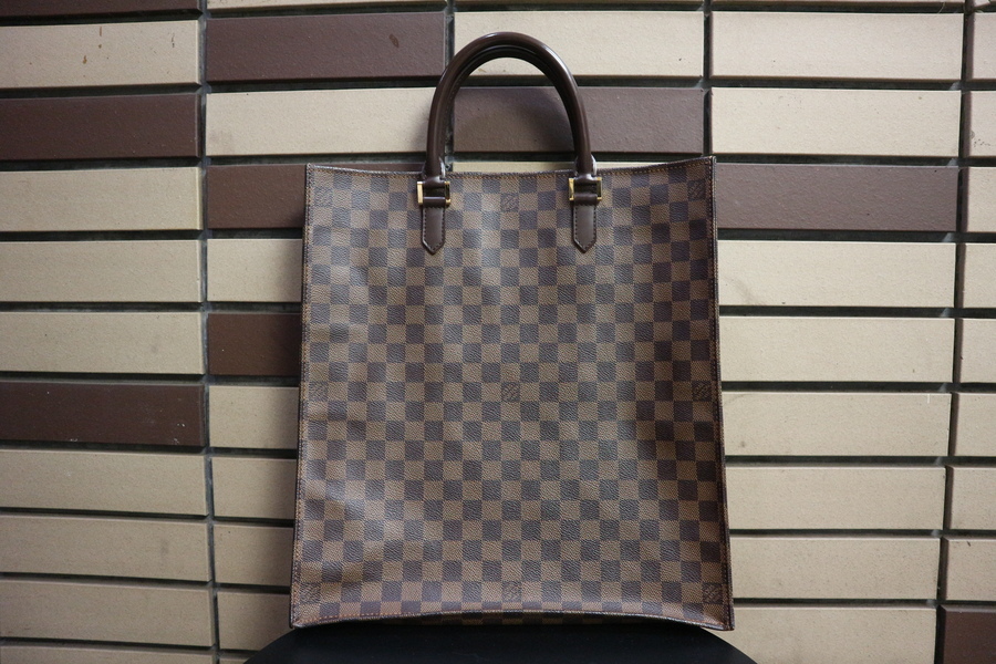 LOUIS VUITTON/ルイ・ヴィトン ダミエ サックプラ入荷いたしました