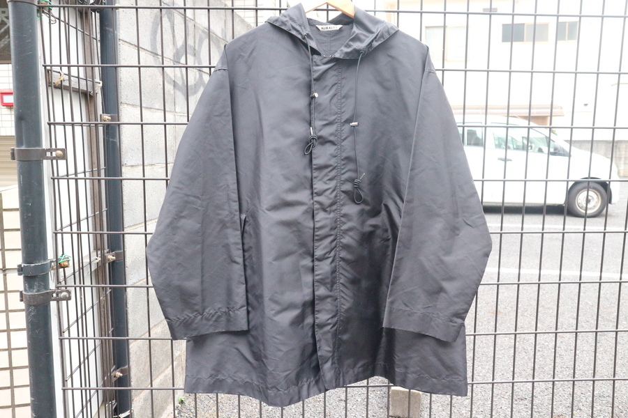 AURALEE/オーラリー】SILK TAFFETA HOODED COAT入荷いたしました