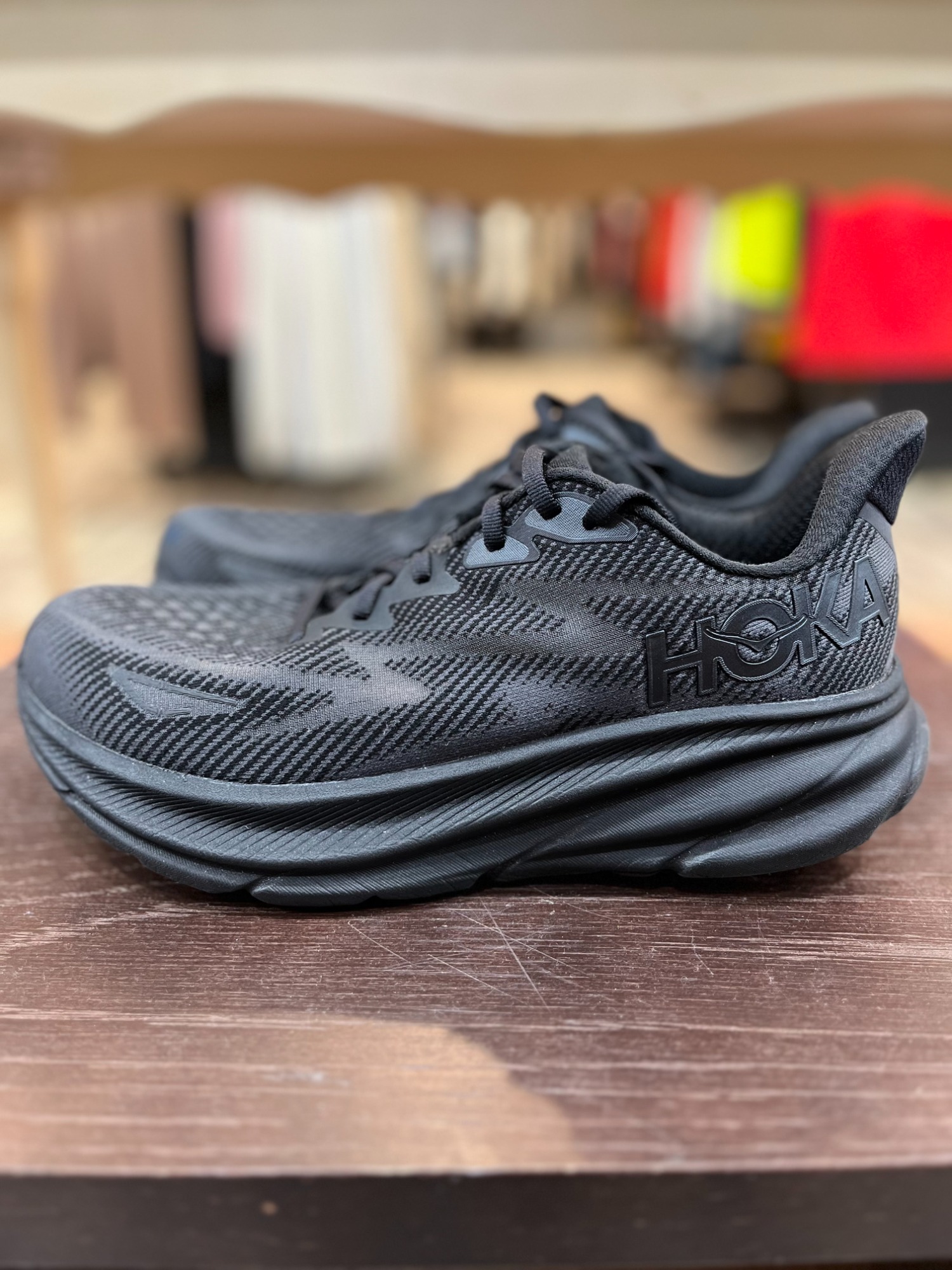 HOKAONEONE /ホカオネオネ】よりCLIFTON 9 WIDEが買取入荷いたし