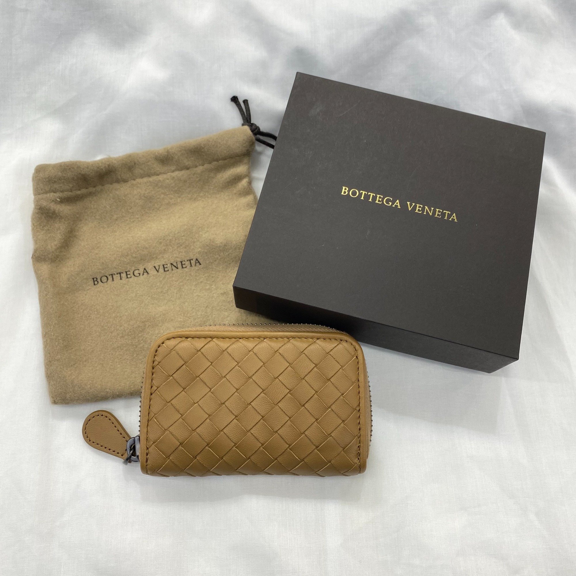 人気ラグジュアリーブランド【BOTTEGA VENETA/ボッテガ・ヴェネタ