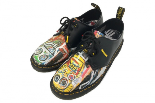 Dr.Martens／ドクターマーチン×Jean-Michel Basquiat／ジャン＝ミシェル・バスキア 】コラボシューズ買取入荷致しました。[2021.04.15発行]｜トレファクスタイル目白店｜洋服・古着の買取と販売の専門店｜トレジャーファクトリー（トレファク）のファッションリユース