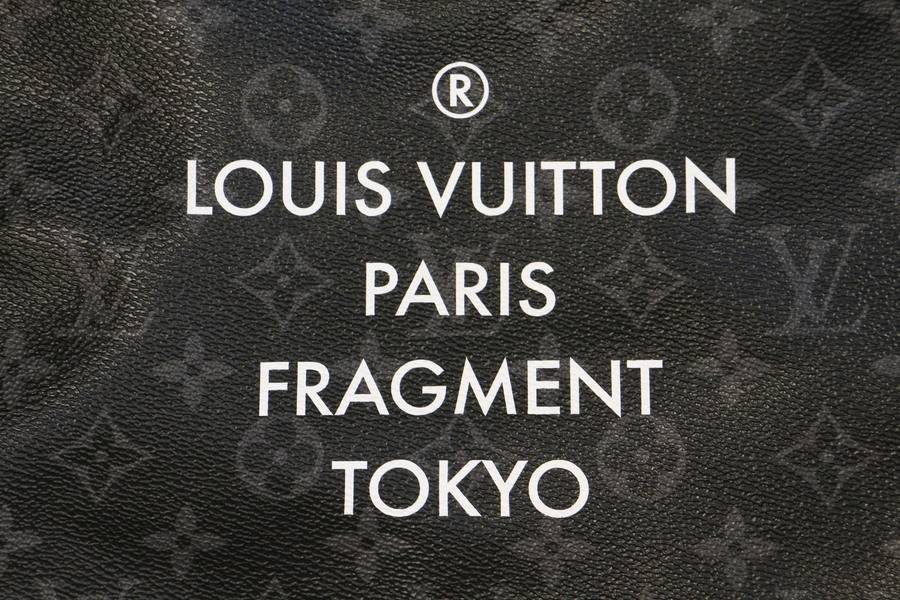 LOUIS VUITTON×FRAGMENT... Supreme(シュプリーム)とのコラボと並び、話題になったアイテムが衝撃の入荷！トレファクスタイル稲毛店。古着買取入荷情報。[2017.08.21発行]｜トレファクスタイル稲毛店｜洋服・古着の買取と販売の専門店｜トレジャーファクトリー  ...