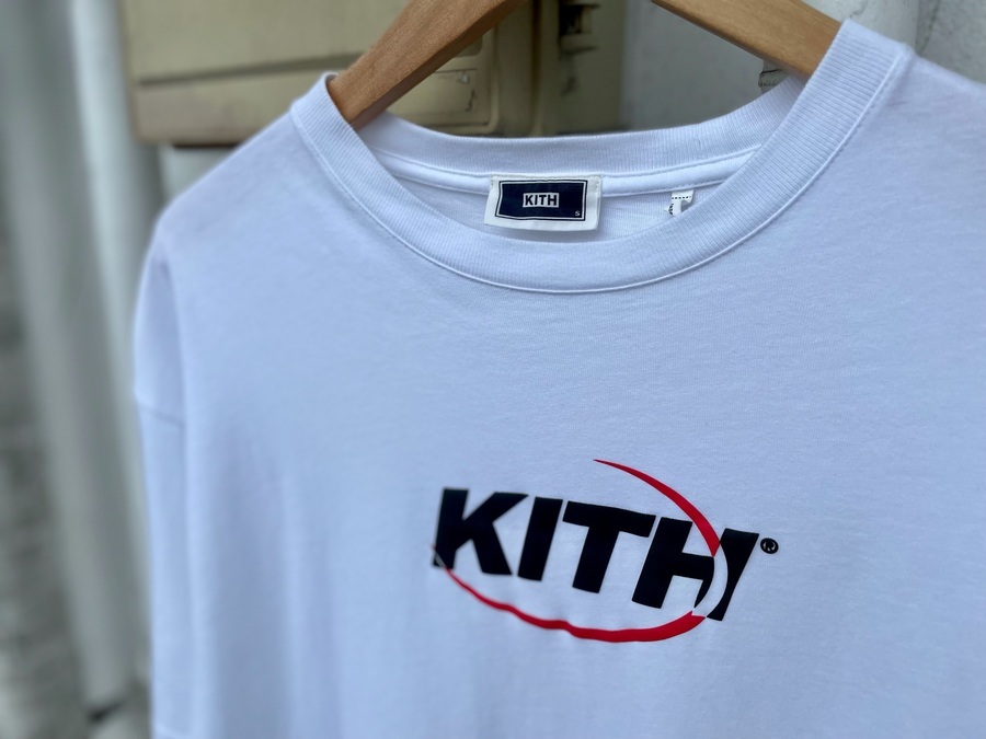 大人気ストリートブランド【【KITH/キース】CRESCENT SS Tシャツ お