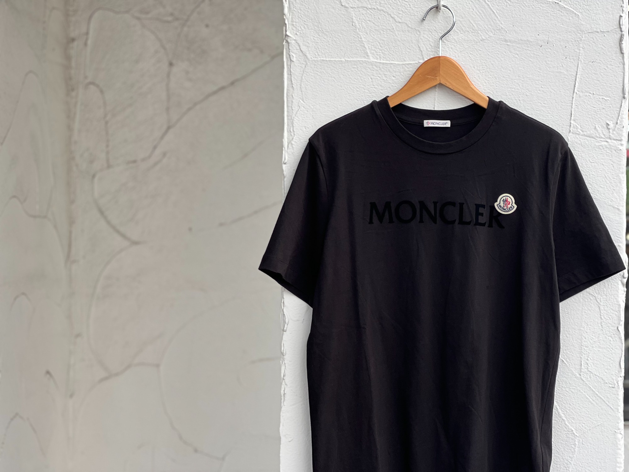 MONCLER/モンクレール】より ロゴワッペンＴシャツをお買取いたしまし