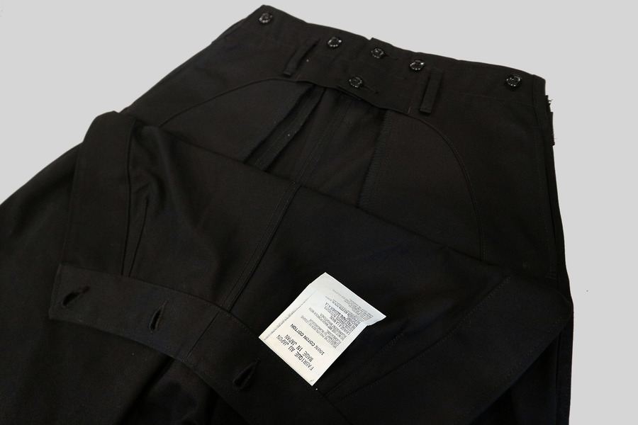 TUKI / ツキ】定番アイテム”military baggs reverse pants”入荷