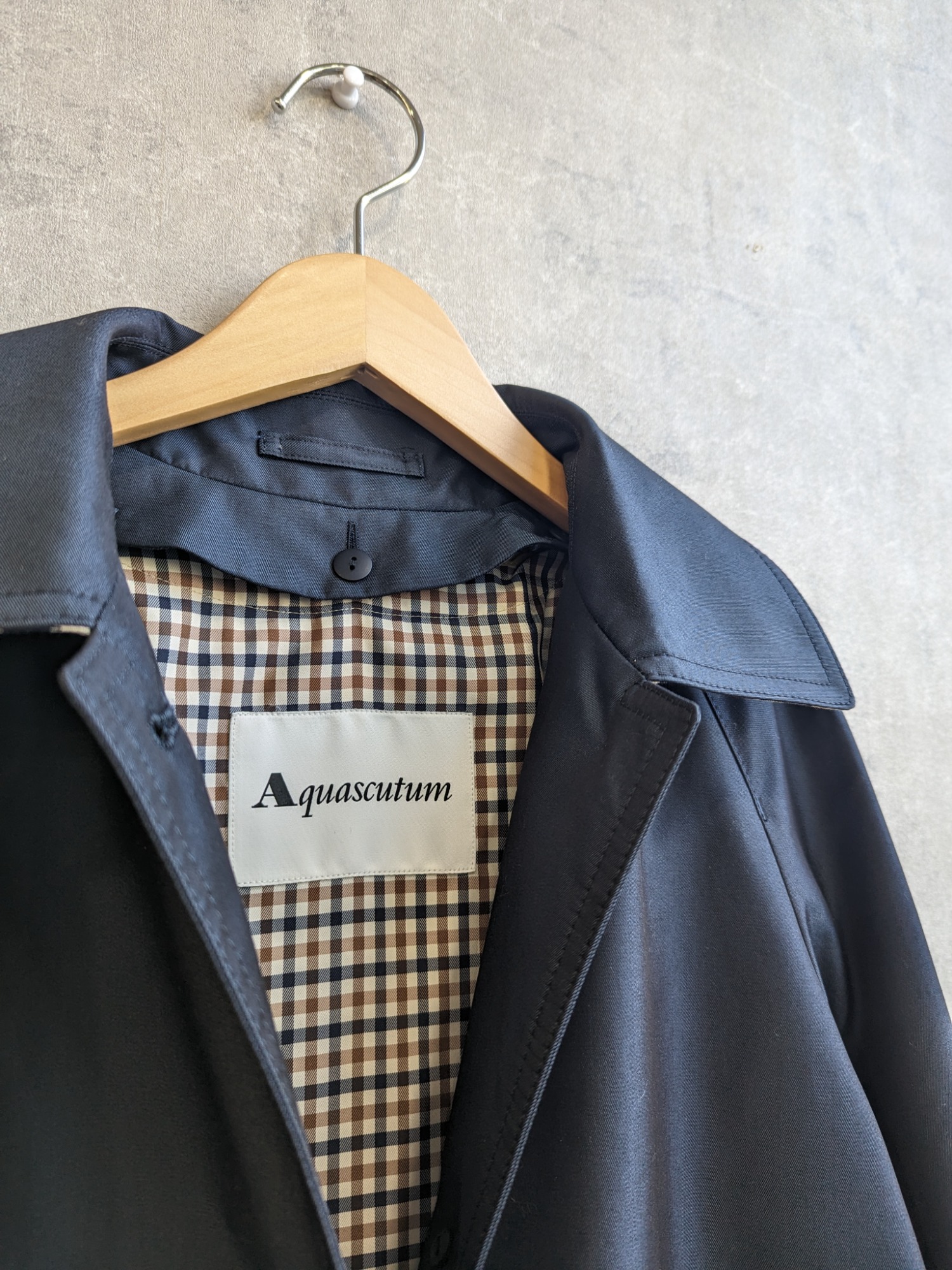 Aquascutum /アクアスキュータム】より5周年トレンチコートが入荷致し