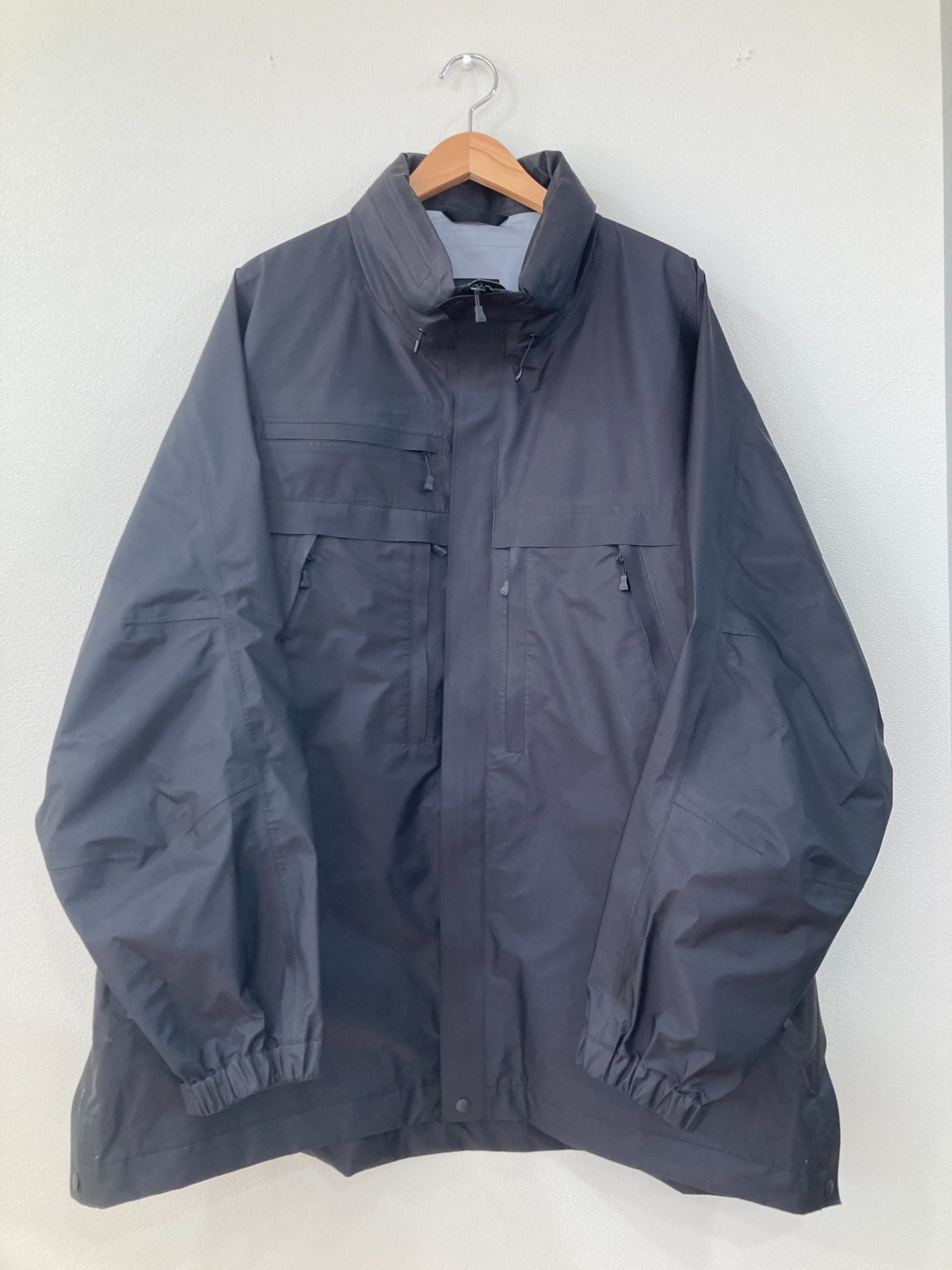 DAIWA PIER39/ダイワピア39】から100着限定GORE-TEX TECH ACME WADING JACKET が入荷しました！！[2024.05.10発行]｜トレファクスタイル川口芝産業道路店｜洋服・古着の買取と販売の専門店｜トレジャーファクトリー（トレファク）のファッションリユース