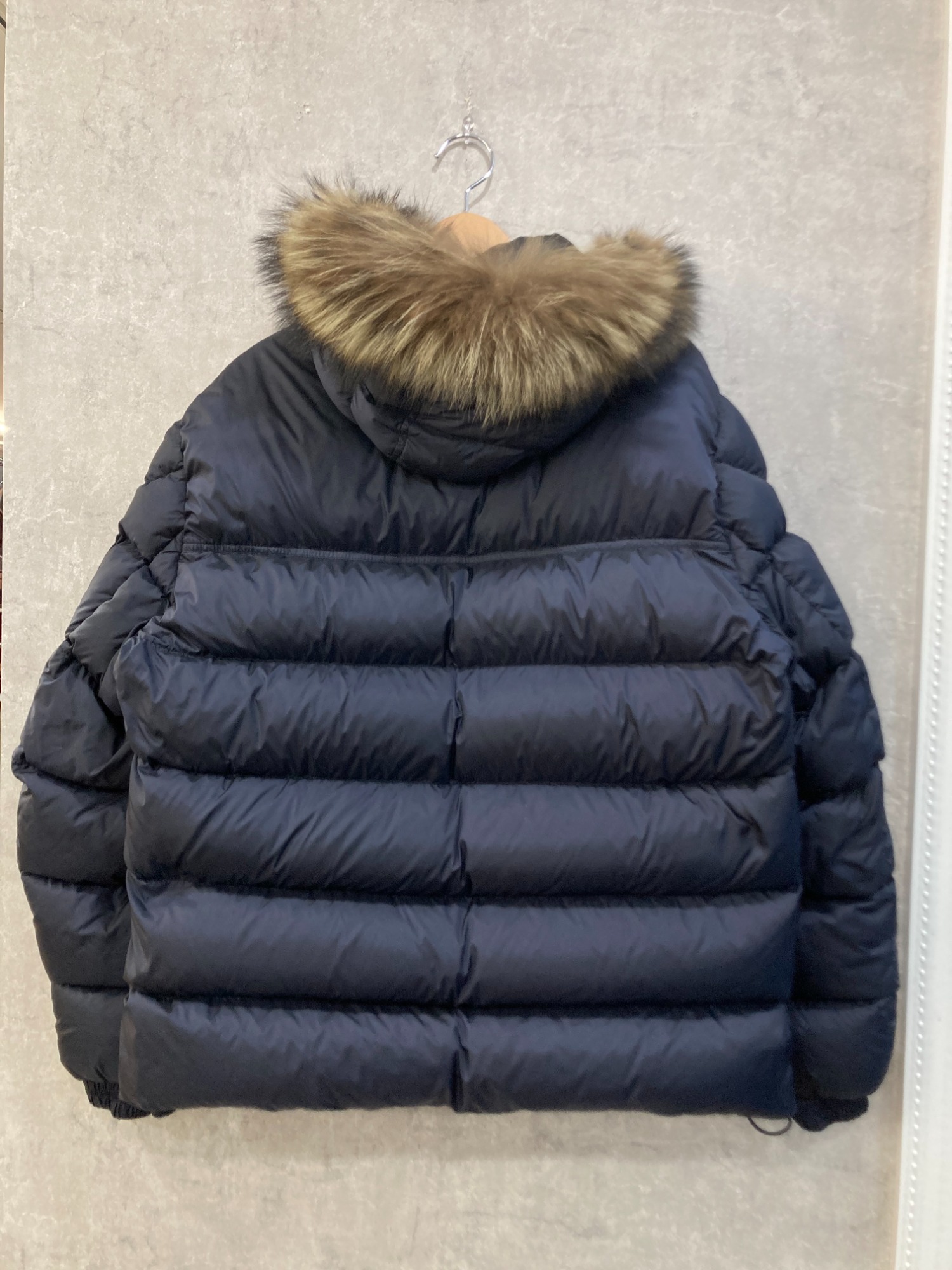 MONCLER/モンクレー】よりダウン ジャケットが買取入荷いたしました！[2024.11.02発行]｜トレファクスタイル川口芝産業道路店｜洋服・古着の買取と販売の専門店｜トレジャーファクトリー（トレファク）のファッションリユース