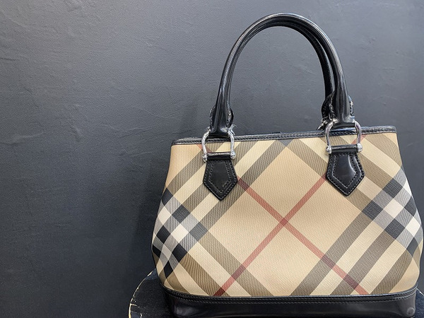 BURBERRY/バーバリー】よりノバチェックトートバッグを入荷しました