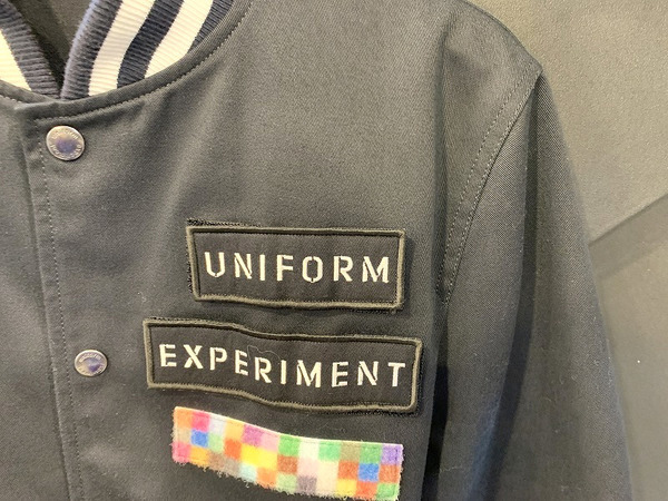 「ストリートブランドのuniform experiment 」