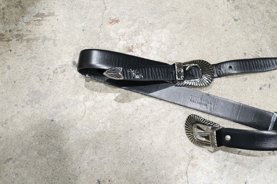 TOGA PULLA/トーガ プルラ】よりDouble buckle beltが入荷致しました