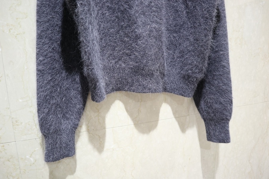 格安 未使用タグ付き クラネ ANGORA OVER KNIT HOODIE ニット/セーター