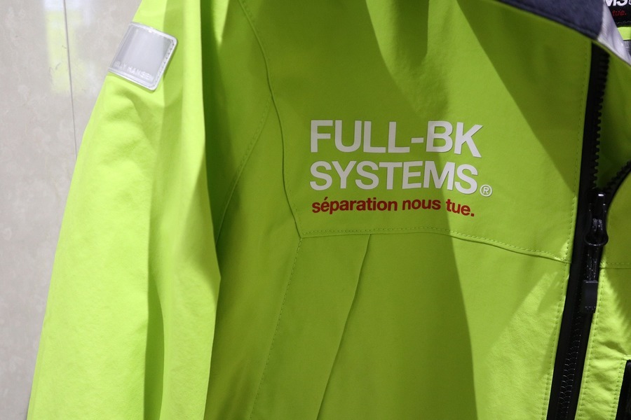 HELLY HANSEN x FULL-BK】よりSAILING JACKET が入荷致しました[2020.02.26発行]｜トレファクスタイル三軒茶屋店｜洋服・古着の買取と販売の専門店｜トレジャーファクトリー（トレファク）のファッションリユース