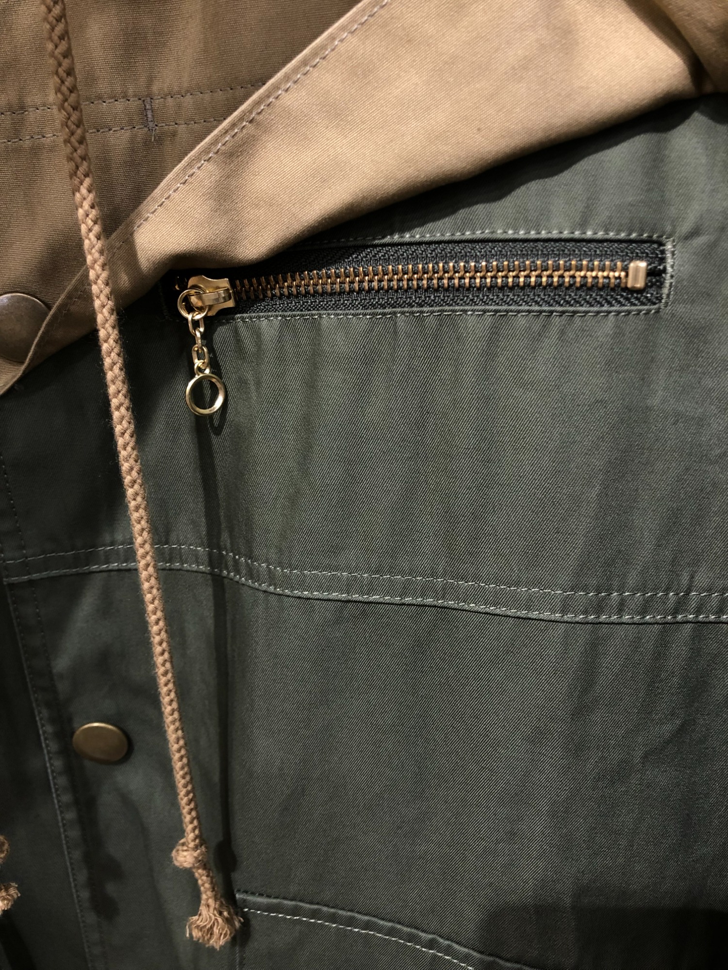 kolor BEACON / カラービーコン 】より、20SSCotton Weather Cloth Blouson をご紹介。[2022.09.13発行]｜トレファクスタイルイオンモール茨木店｜洋服・古着の買取と販売の専門店｜トレジャーファクトリー（トレファク）のファッションリユース