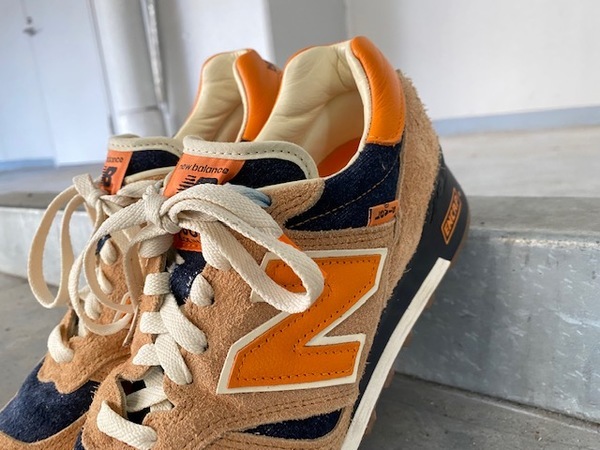 人気スニーカーブランド【new balance×LEVI'S】M13000LVコラボモデルを