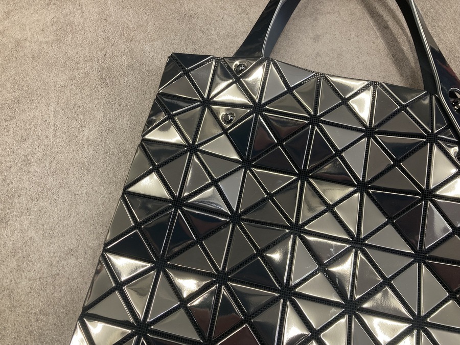 大人気ブランド【BAO BAO ISSEY MIYAKE/バオバオイッセイミヤケ】7x7