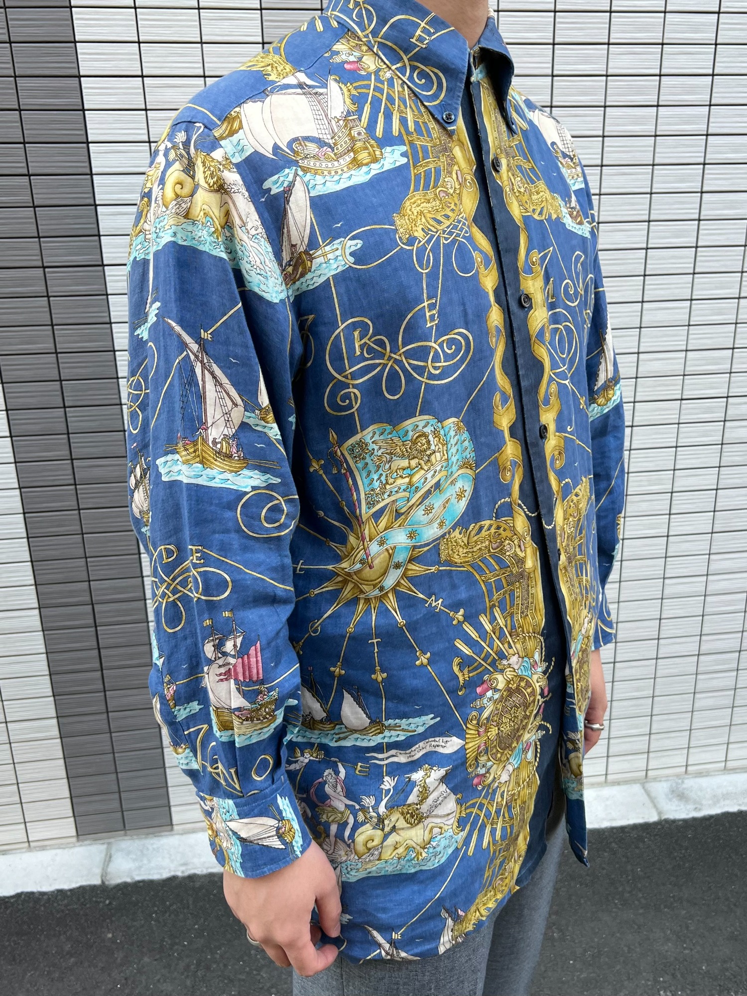 ラグジュアリーブランド【HERMES/エルメス】よりの 総柄シャツ の買取