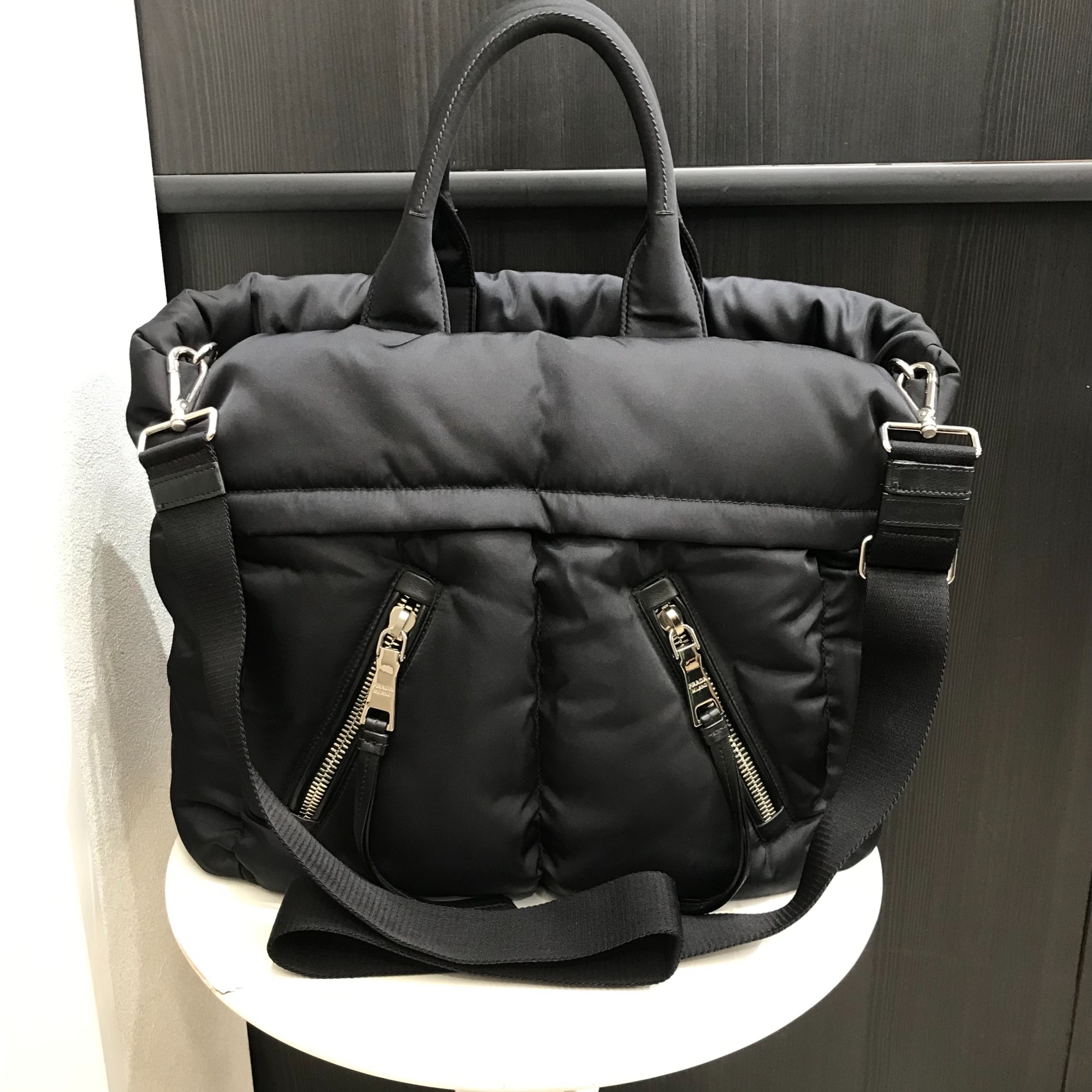 PRADA/プラダ】より【テスートボンバー トートバッグ】が買取入荷致しました！！[2024.05.23発行]｜トレファクスタイル八王子店｜洋服・古着の買取と販売の専門店｜トレジャーファクトリー（トレファク）のファッションリユース