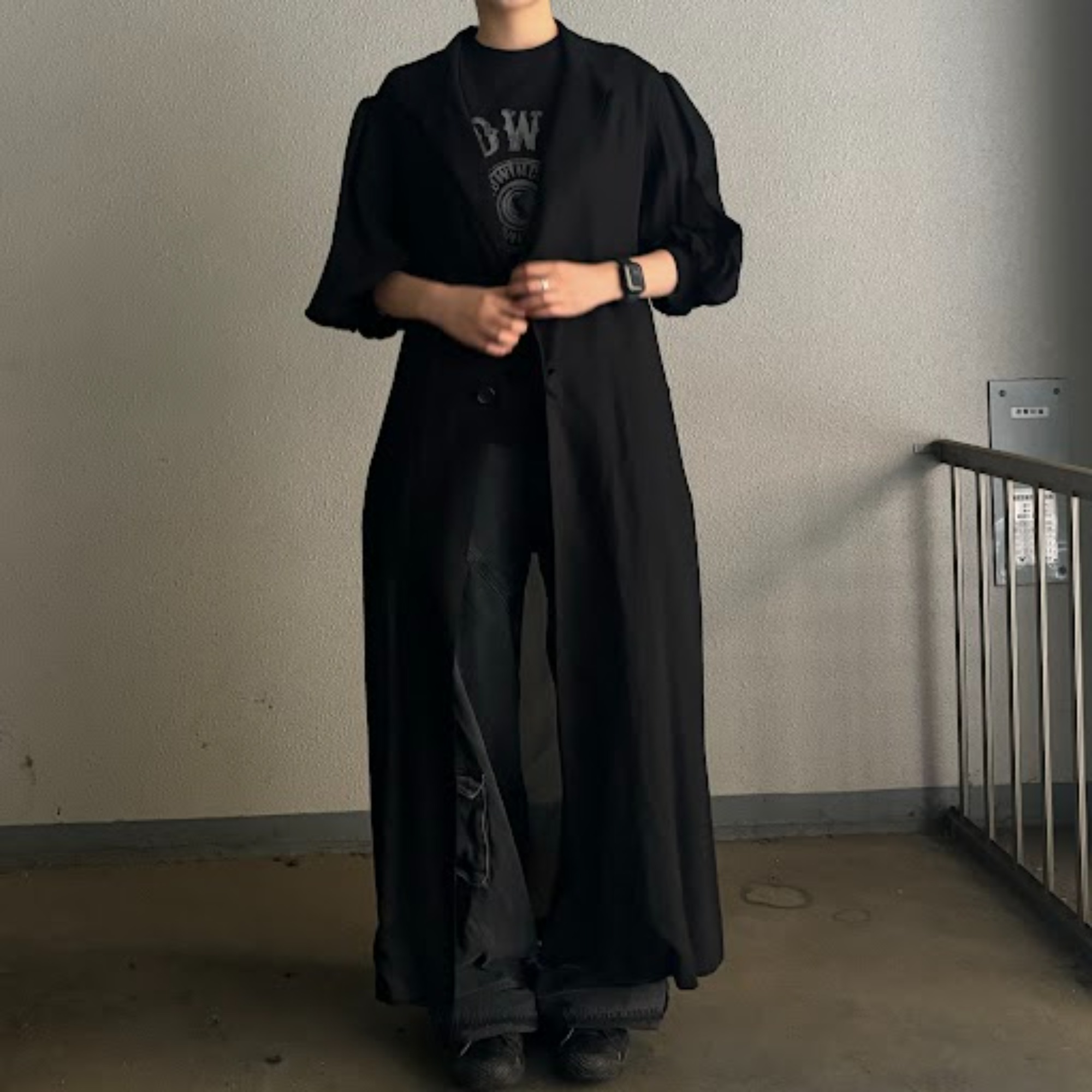 YOHJI YAMAMOTO/ヨウジヤマモト 】より【 シルク混ボリュームスリーブワンピース  】の買取入荷のお知らせです！！[2024.07.14発行]｜トレファクスタイル八王子店｜洋服・古着の買取と販売の専門店｜トレジャーファクトリー（トレファク）のファッションリユース