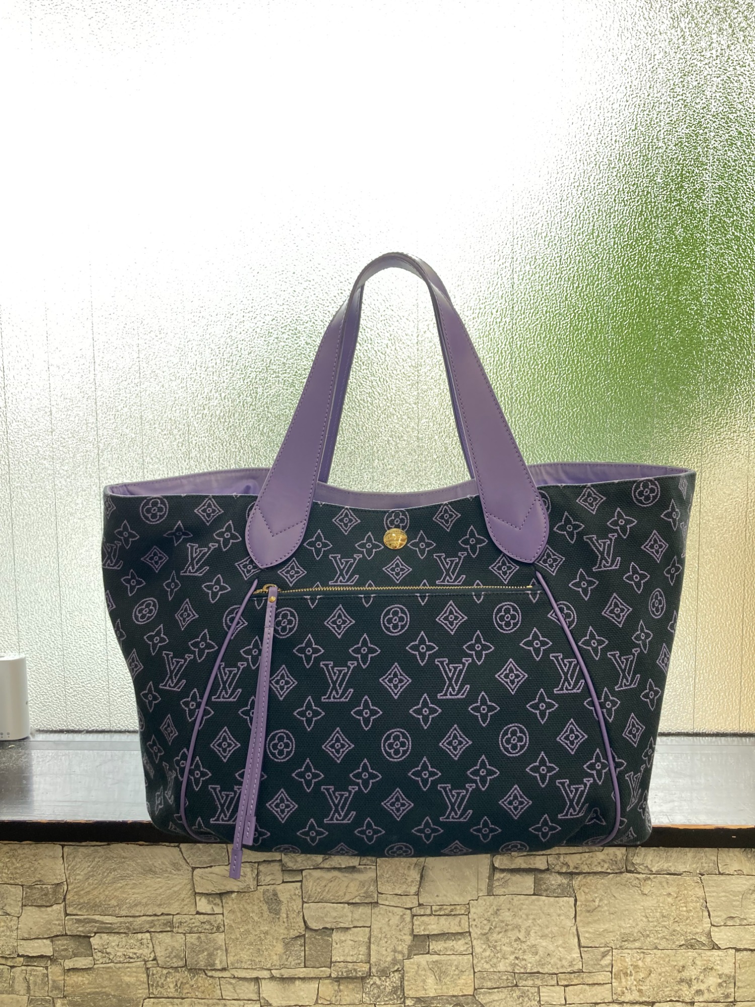 LOUIS VUITTON/ルイヴィトン】より、カバイパネマ PMが買取入荷致しました。[2024.09.18発行]｜トレファクスタイル稲田堤店｜洋服・古着の買取と販売の専門店｜トレジャーファクトリー（トレファク）のファッションリユース