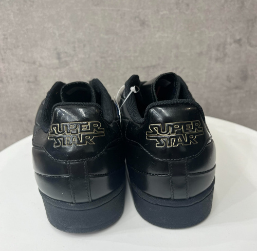 希少アイテム【adidas×STAR WARS/アディダス×スターウォーズ】よりコラボ スニーカーが買取入荷いたしました。[2022.11.10発行]｜トレファクスタイル瑞江店｜洋服・古着の買取と販売の専門店｜トレジャーファクトリー（トレファク）のファッションリユース