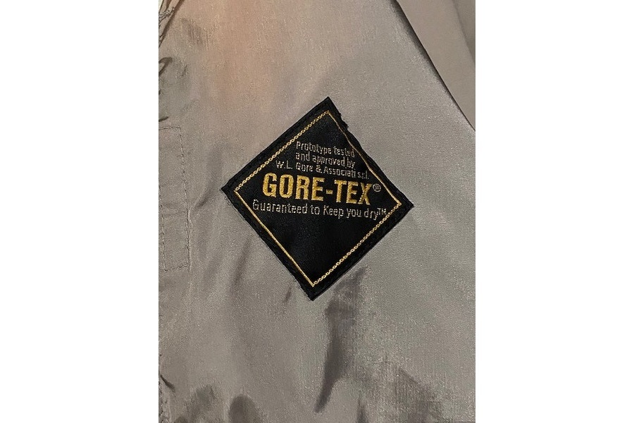 PRADA SPORTS / プラダスポーツ】GORE-TEXナイロンジャケット[2020.03