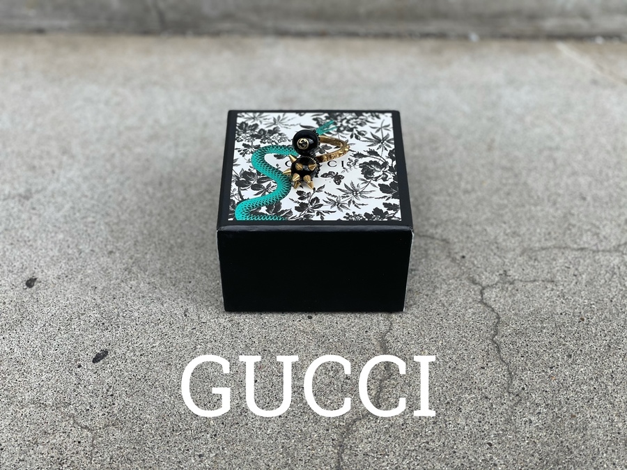 ラグジュアリーブランド【GUCCI/グッチ】よりスパイクボールスタッズ