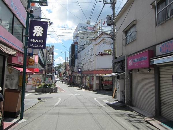 ぶらり下北沢店への旅 写真で見る下北沢店までの行き方 12 08 19発行