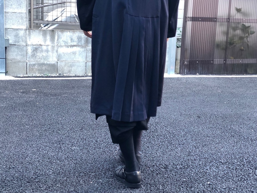 Yohji Yamamoto Pour Homme / ヨウジヤマモトプールオム】より画家 