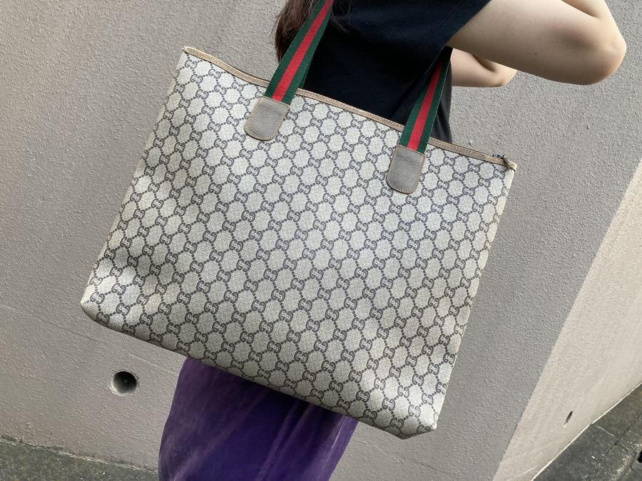 GUCCI/グッチ】より人気モデルのGGプラストートバッグをご紹介致します