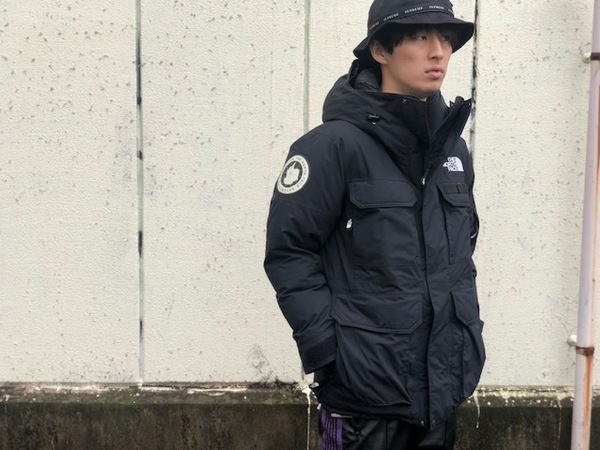 「アウトドアブランドのTHE NORTH FACE 」