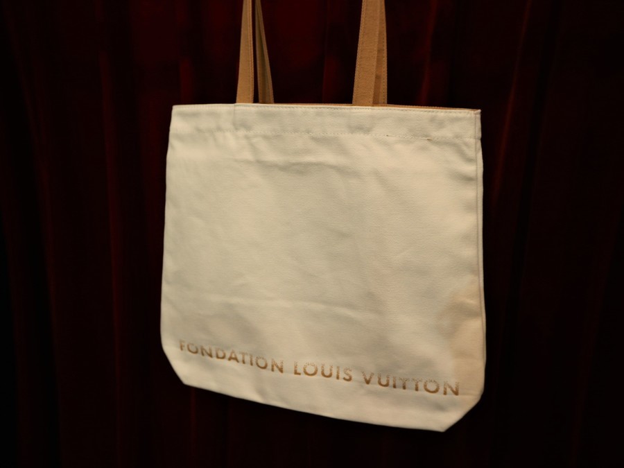 LOUIS VUITTON /ルイ ヴィトン】＊日本未発売パリルイヴィトン 美術館限定品＊[2020.03.16発行]｜トレファクスタイル相模大野店｜洋服・古着の買取と販売の専門店｜トレジャーファクトリー（トレファク）のファッションリユース