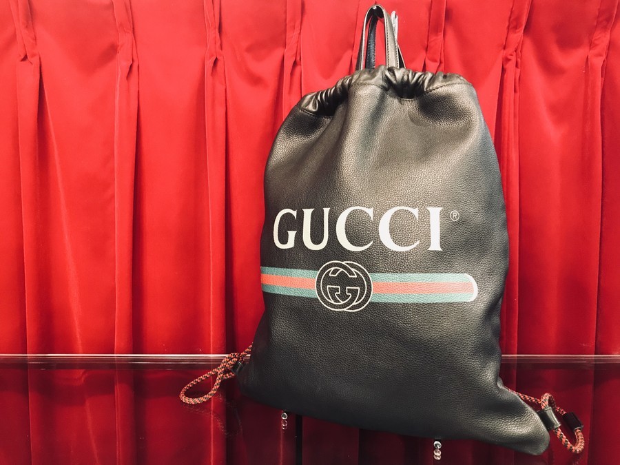 GUCCI/グッチ】よりドローストリングシェリーラインバックパック