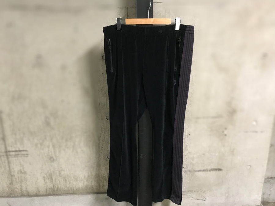 人気ブランド【Needles/ニードルス】よりVelour Narrow Track Pant /ベロアナロートラックパンツ(JO229)が買取入荷致しました。[2022.02.13発行]｜トレファクスタイル相模大野店｜洋服・古着の買取と販売の専門店｜トレジャーファクトリー（トレファク）のファッション  ...