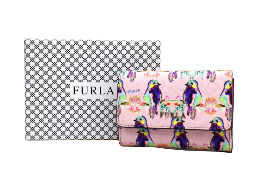 Furla フルラより三つ折り財布入荷しました 19 04 01発行