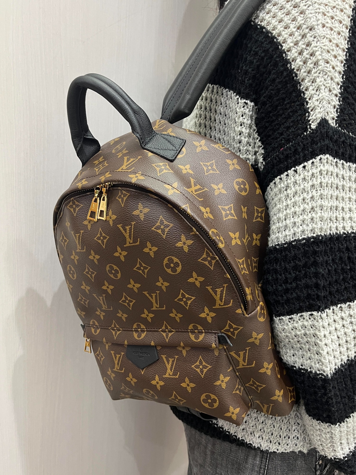 LOUIS VUITTON/ルイヴィトン】より、パームスプリングス バックパック MM  が買取入荷致しました。[2023.10.20発行]｜トレファクスタイル川口店｜洋服・古着の買取と販売の専門店｜トレジャーファクトリー（トレファク）のファッションリユース