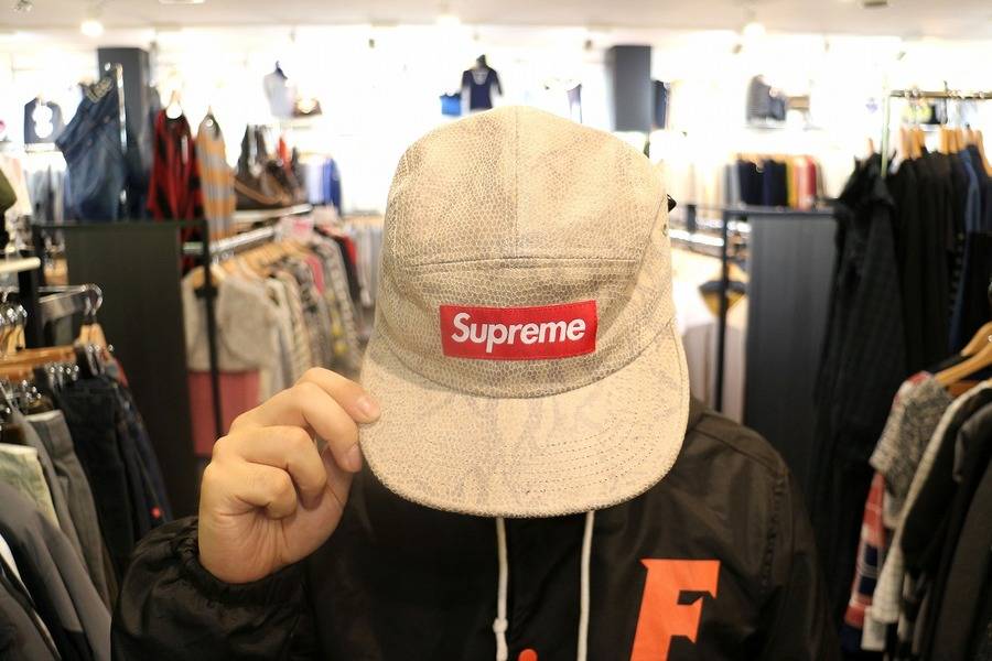 不動の人気．．．Supremeキャップ入荷！（トレファクスタイル横浜都筑