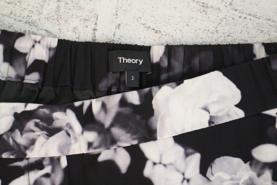 theory／セオリー】フラワー総柄シルクパンツ入荷。[2020.07.25発行