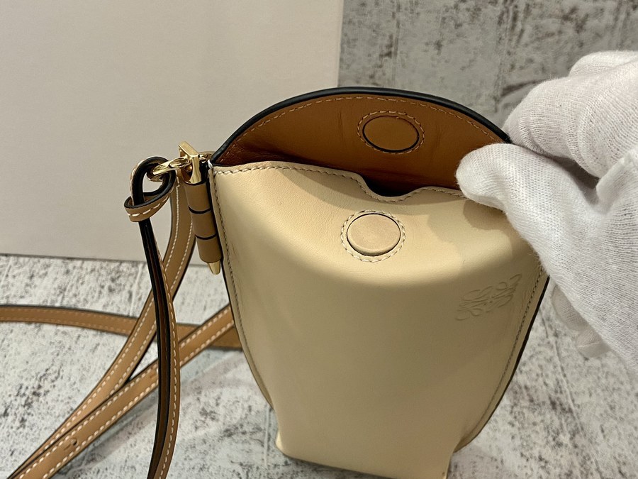 買取強化ブランド【LOEWE／ロエベ】ゲートポケットショルダー