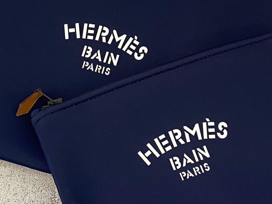 HERMES／エルメス】”ネオバン”ポーチ2種類のご紹介です[2020.04.25発行