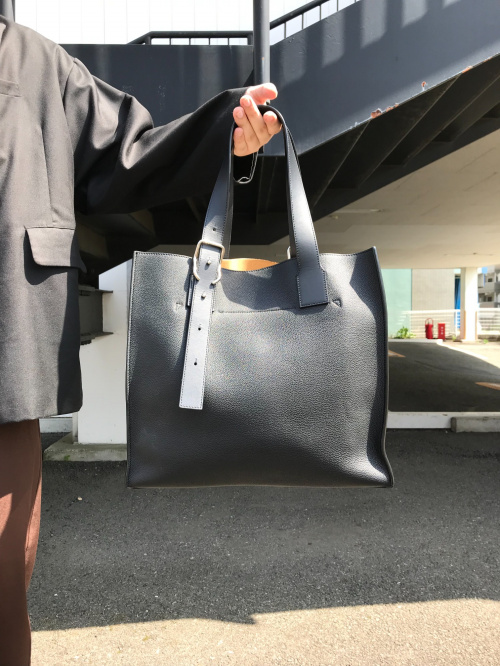 LOEWE/ロエベ】バックルホリゾンタルトートバッグ が買取入荷[2023.04.21発行]｜トレファクスタイル横浜都筑店｜洋服・古着の買取と販売の専門店｜トレジャーファクトリー（トレファク）のファッションリユース