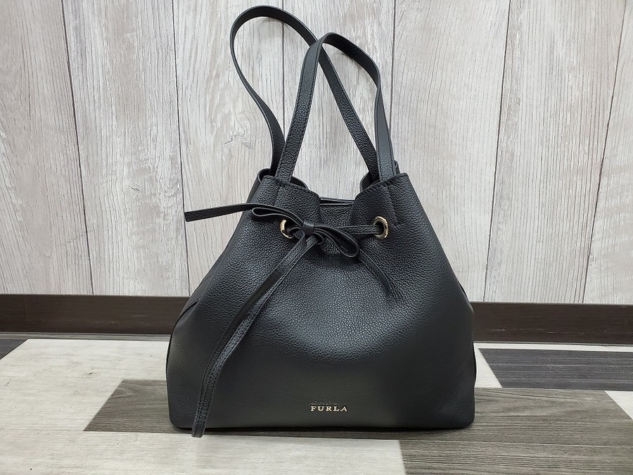 FURLA/フルラ】コンスタンツァドローストリング 967235 入荷情報『古着