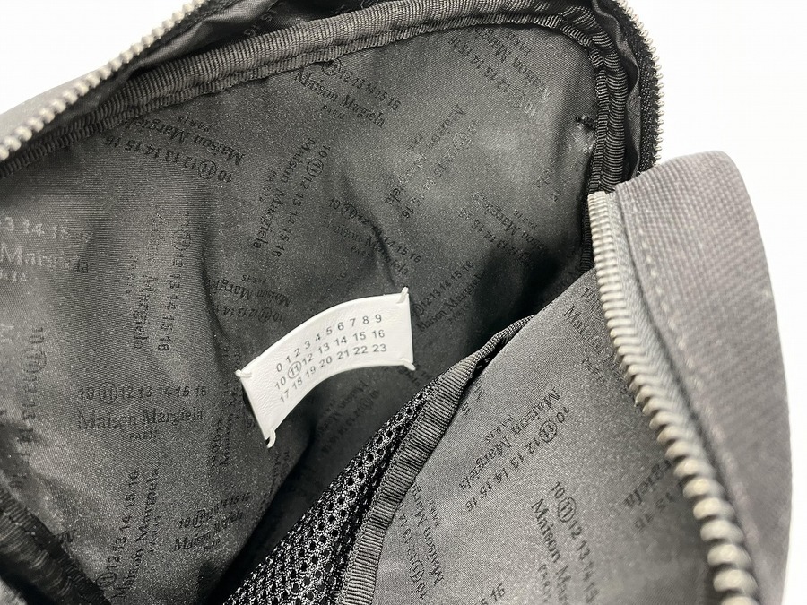 メゾンブランド】Maison Margiela／メゾンマルジェラのCAMERA BAG