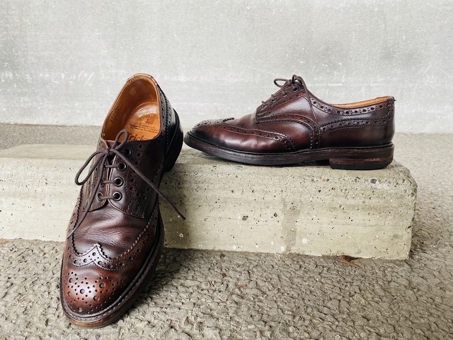 老舗革靴ブランド】Tricker's / トリッカーズ から、ウイングチップ 