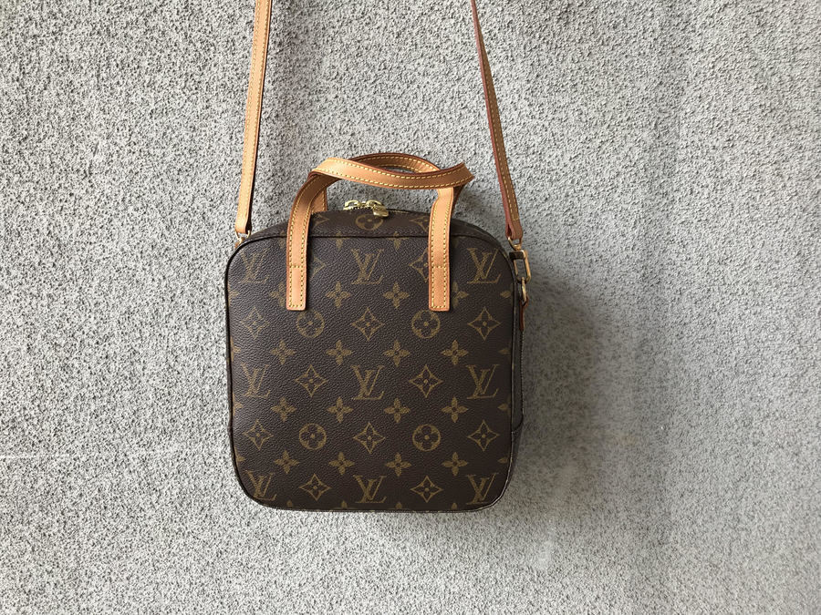 王道ラグジュアリーブランド】LOUIS VUITTON ／ルイ ヴィトンの